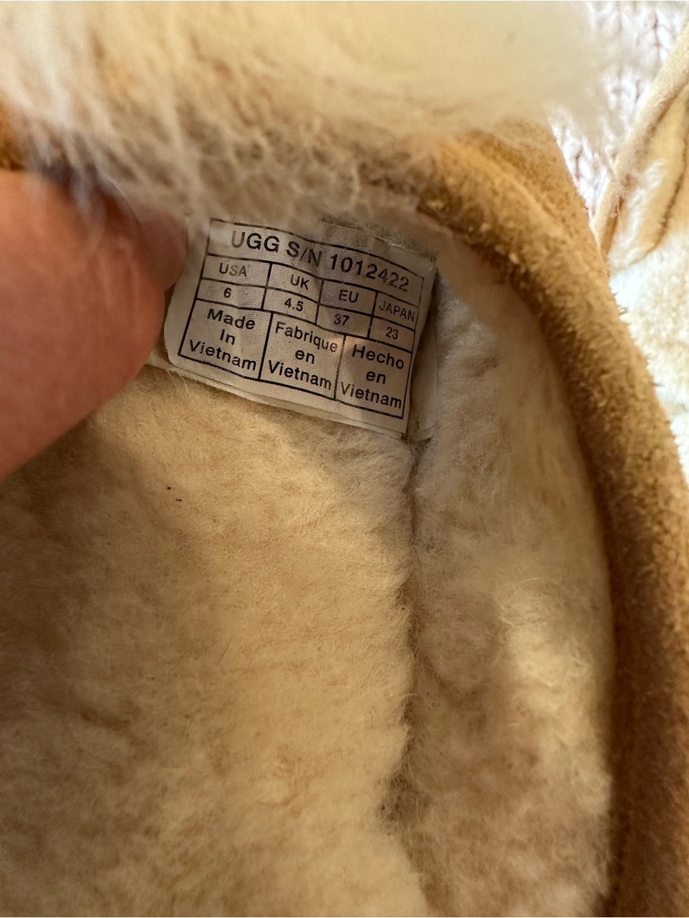 UGG chestnut Yvette slipper sheepskin Pom Pom mini wedge size 6 - Picture 7 of 7